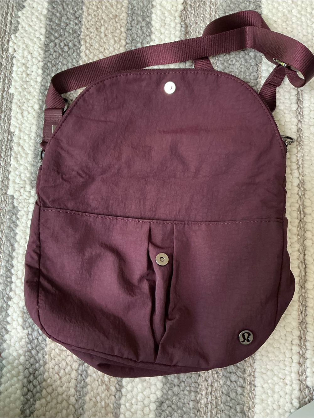 Lululemon All Night Festival 5L Crossbody Convertible Shoulder Bag Black Cherry - Picture 9 of 16